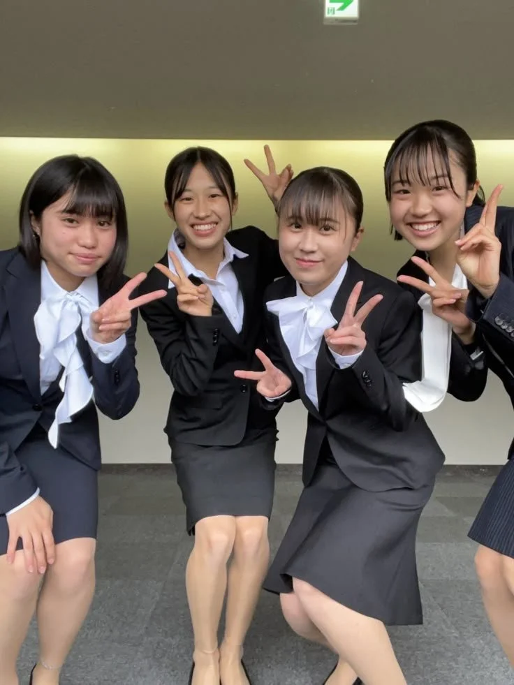 🔚Japanese　OL　販売営業　パチ屋　制服で抜く　好みの女性で抜いてください　ソフトエロ　一発やりたい image 21