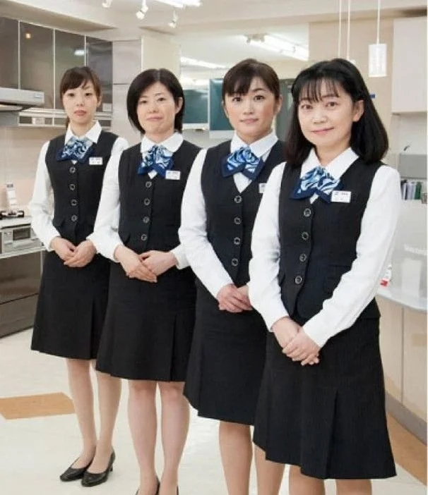 🔚Japanese　OL　販売営業　パチ屋　制服で抜く　好みの女性で抜いてください　ソフトエロ　一発やりたい image 7