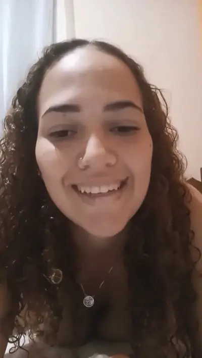 Ruiva cacheada na live privada cover image