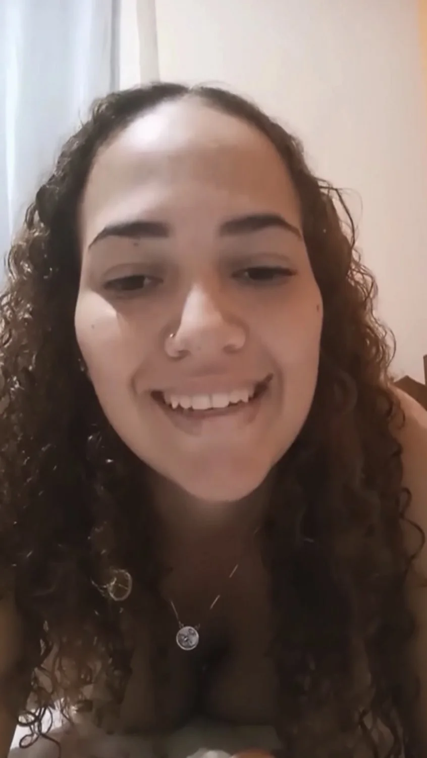 Ruiva cacheada na live privada main image
