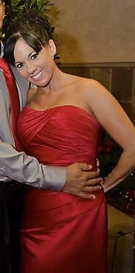 Military wife Jacquelyn blushes as she shows off her awesome tits for a crappy shirt in public image 11