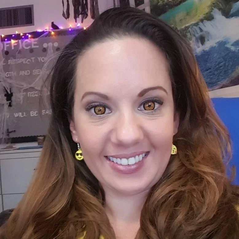 Military wife Jacquelyn blushes as she shows off her awesome tits for a crappy shirt in public image 14