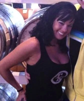 Military wife Jacquelyn blushes as she shows off her awesome tits for a crappy shirt in public image 15