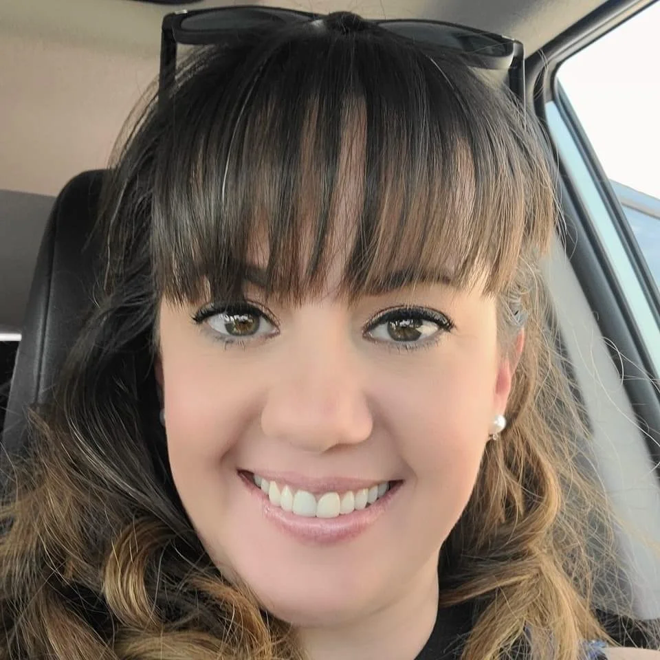 Military wife Jacquelyn blushes as she shows off her awesome tits for a crappy shirt in public image 8