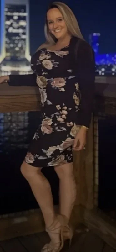 Request.. Thick Gorgeous Milf.. <> Entrepreneur.. <> Loves to tease with her Natural Big🍒😻🍑🍆💦 image 3
