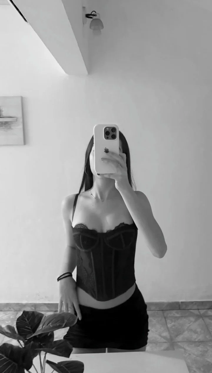 Sara image 3