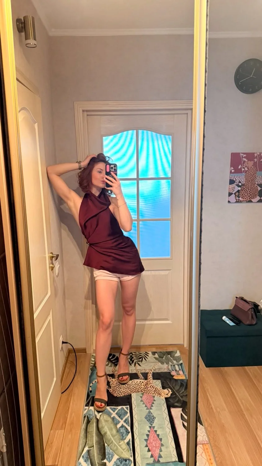 Delicious feet of slut image 8