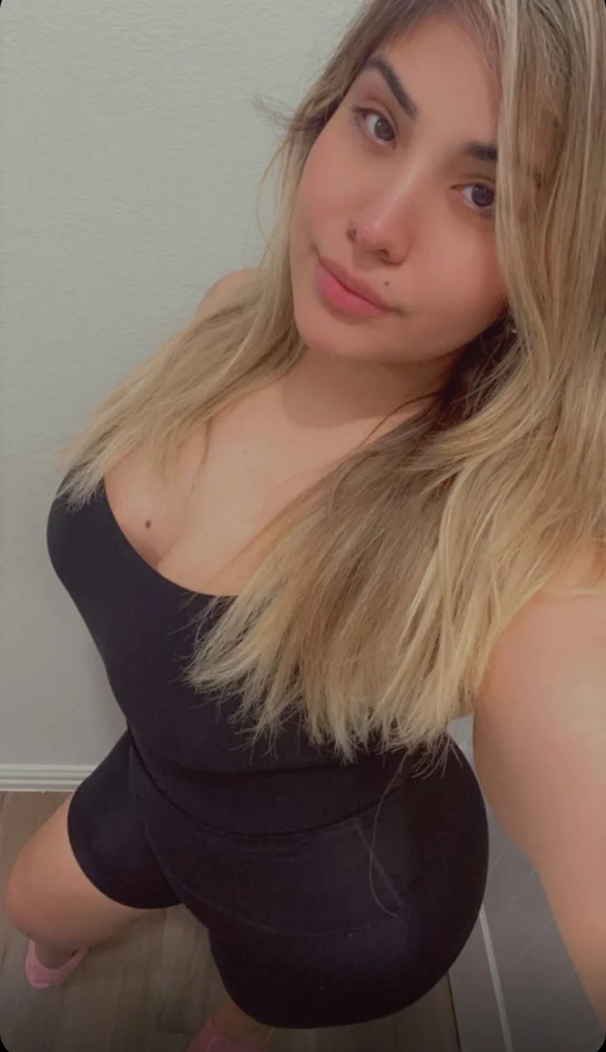Dallas BBW Latina Fucked and Fisted image 2