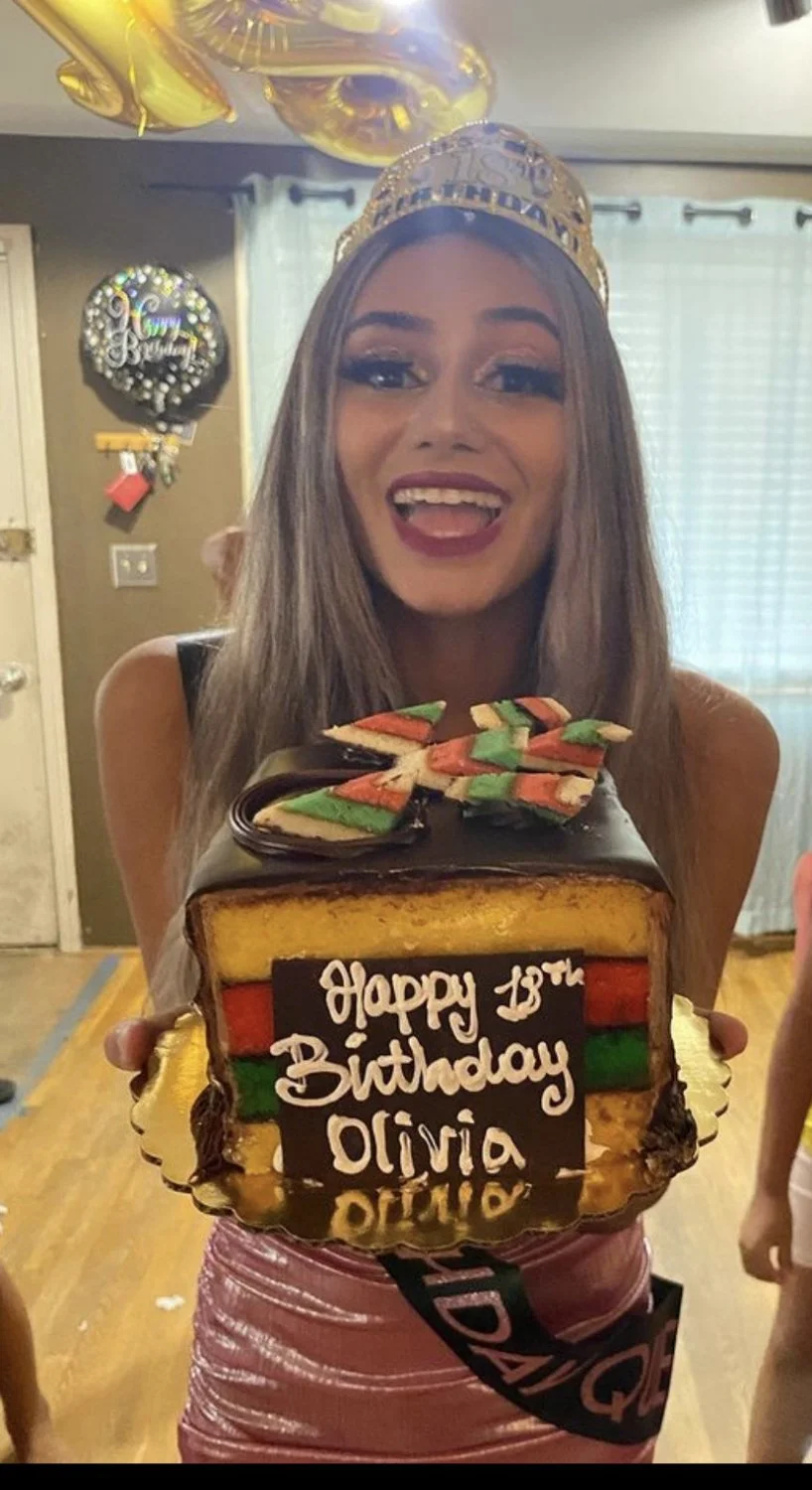 Olivia’s 18th main image