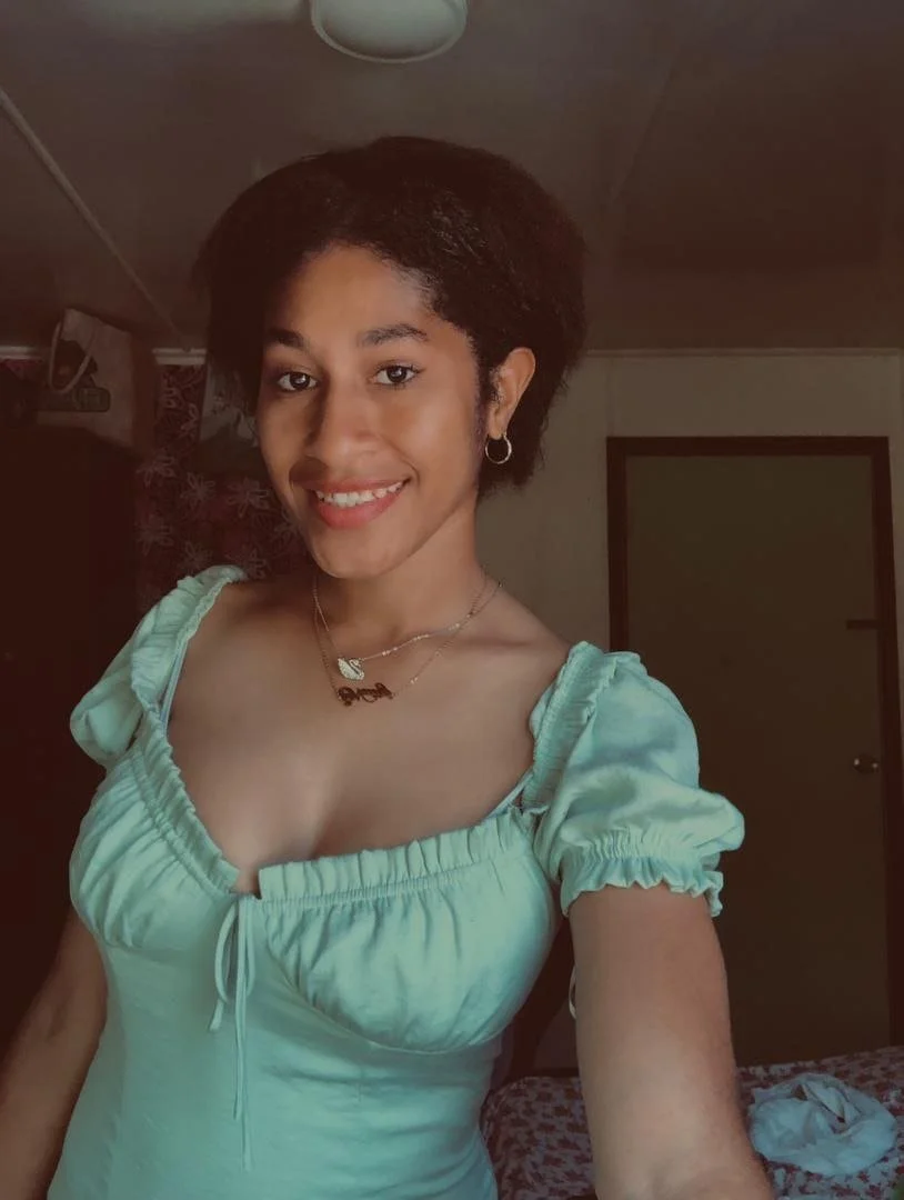 Cute girl🇵🇬 image 10