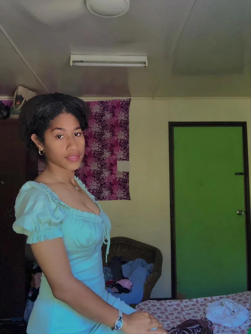 Cute girl🇵🇬 image 11