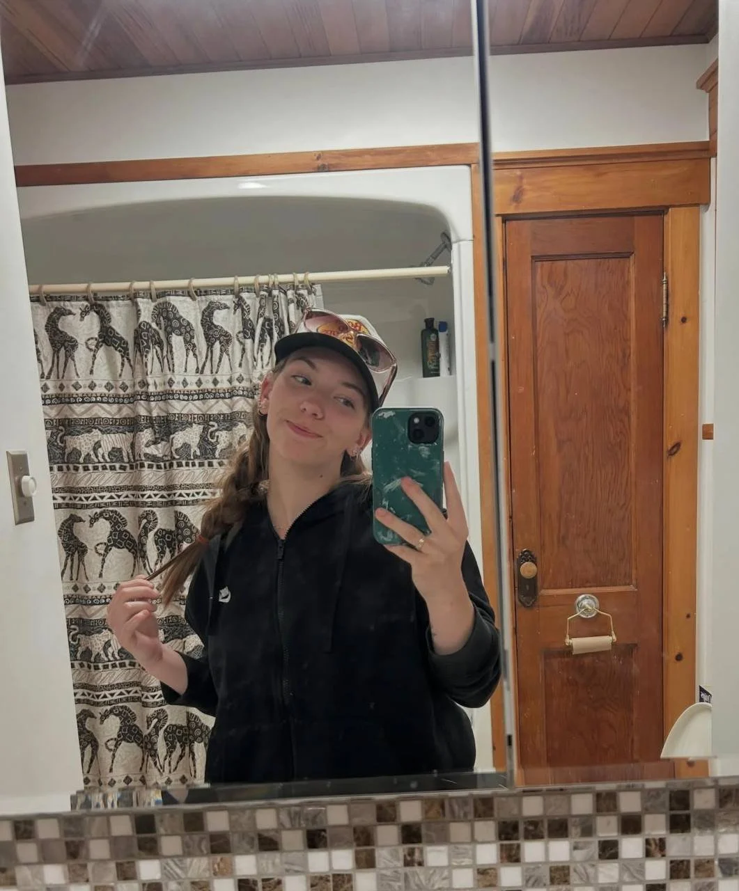 Dumb but cute slut caught image 2