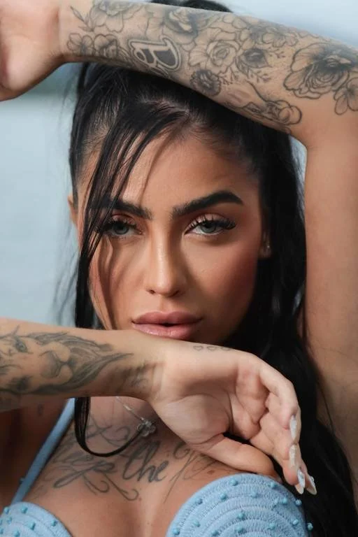 MC Mïrēllª O Que Tem de Linda, Tem de Safada image 36