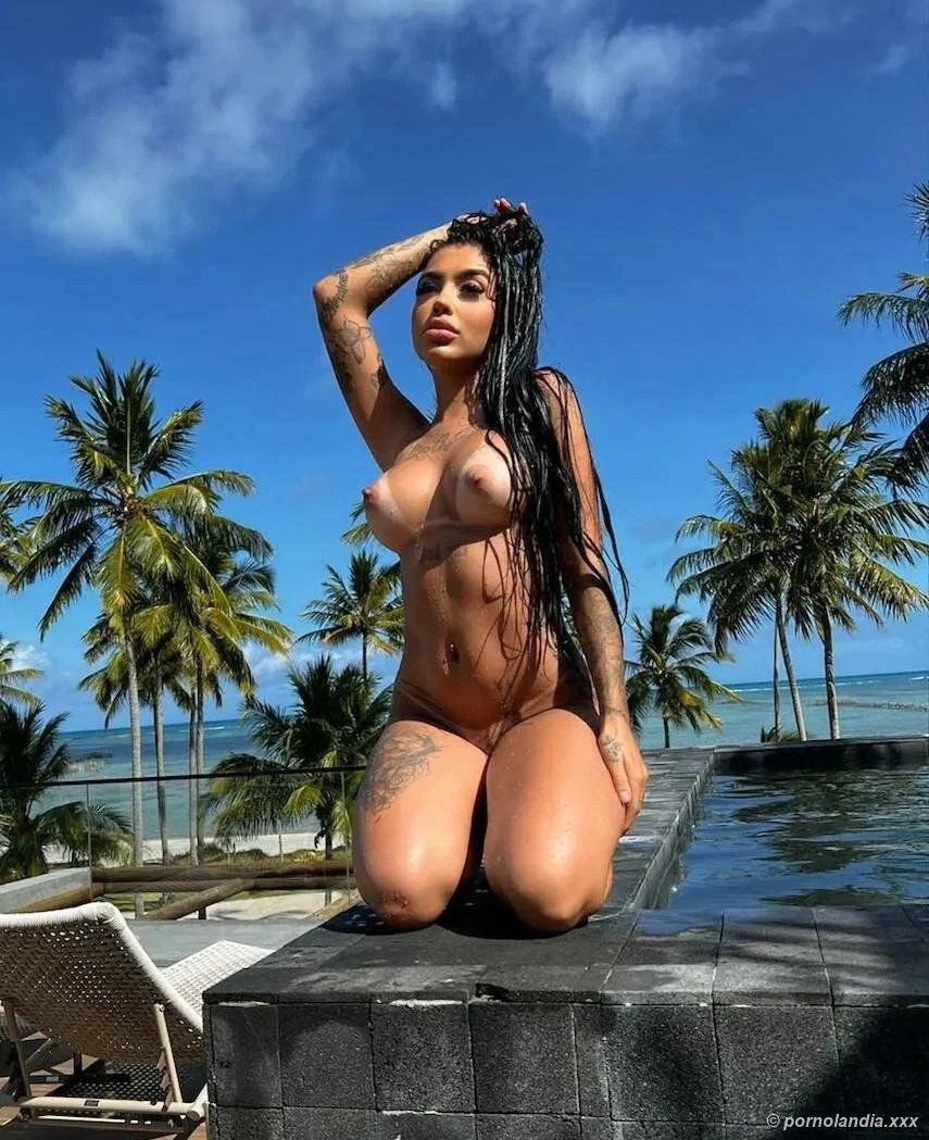 MC Mïrēllª O Que Tem de Linda, Tem de Safada image 8