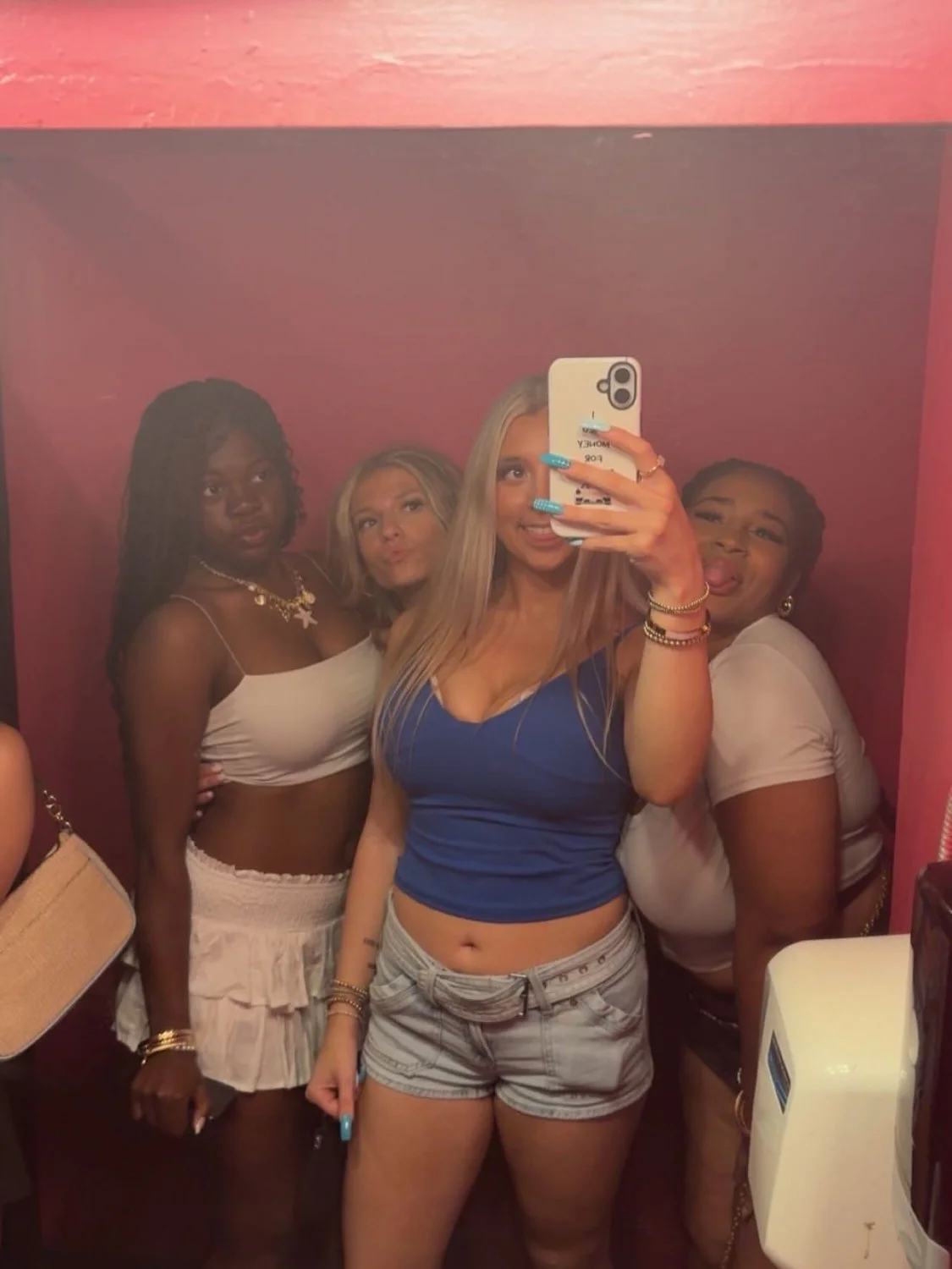 College Snowbunny sluts irl image 5