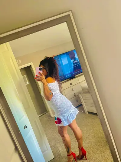 Latina cover image