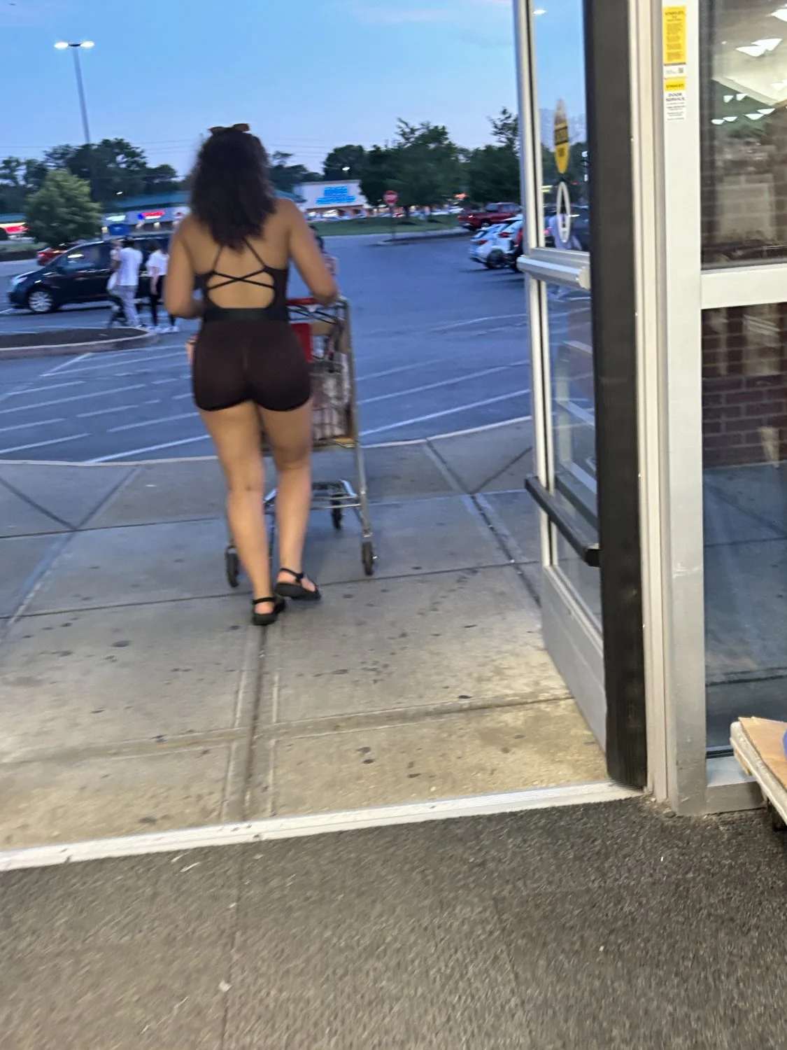 Latina booty candids image 14