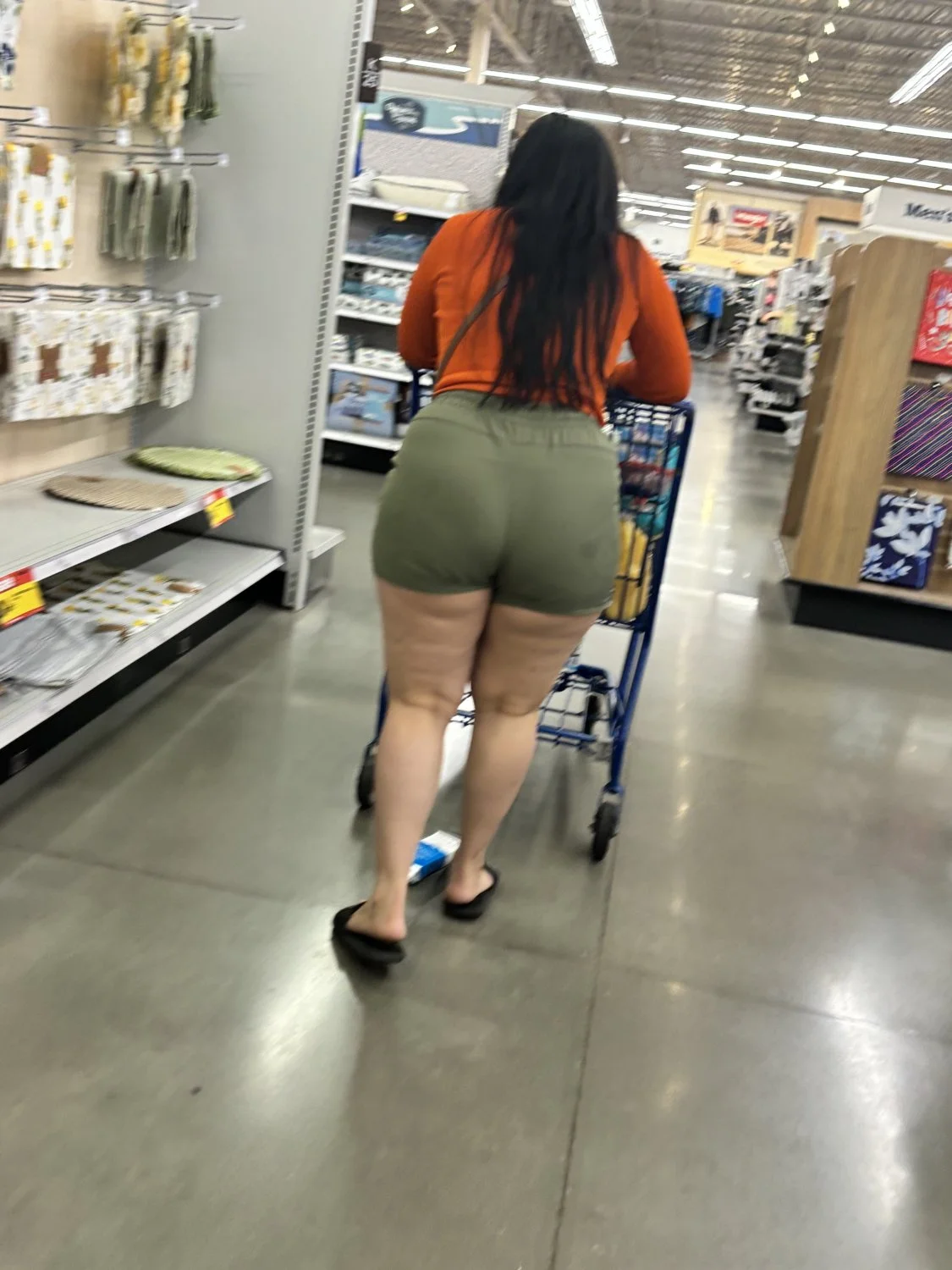 Latina booty candids image 20