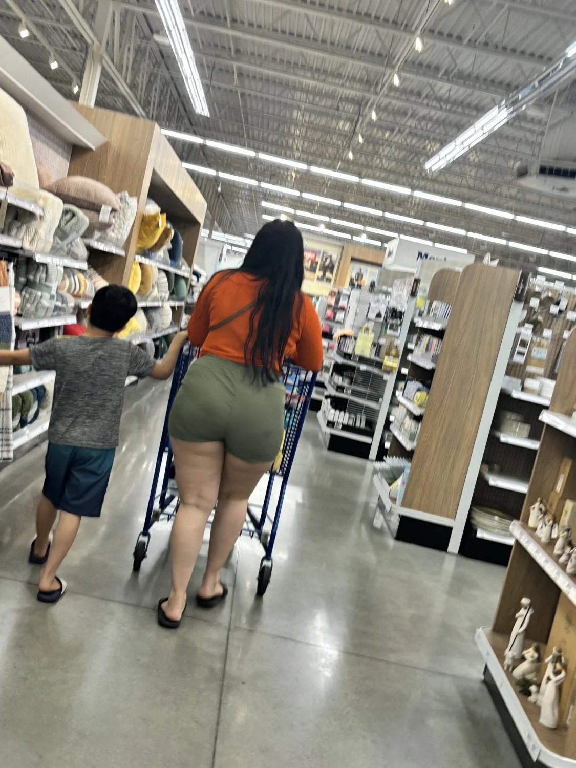 Latina booty candids image 22