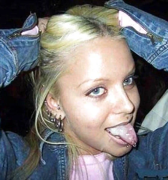 Teens and MILFs wanting lots of cum. image 18