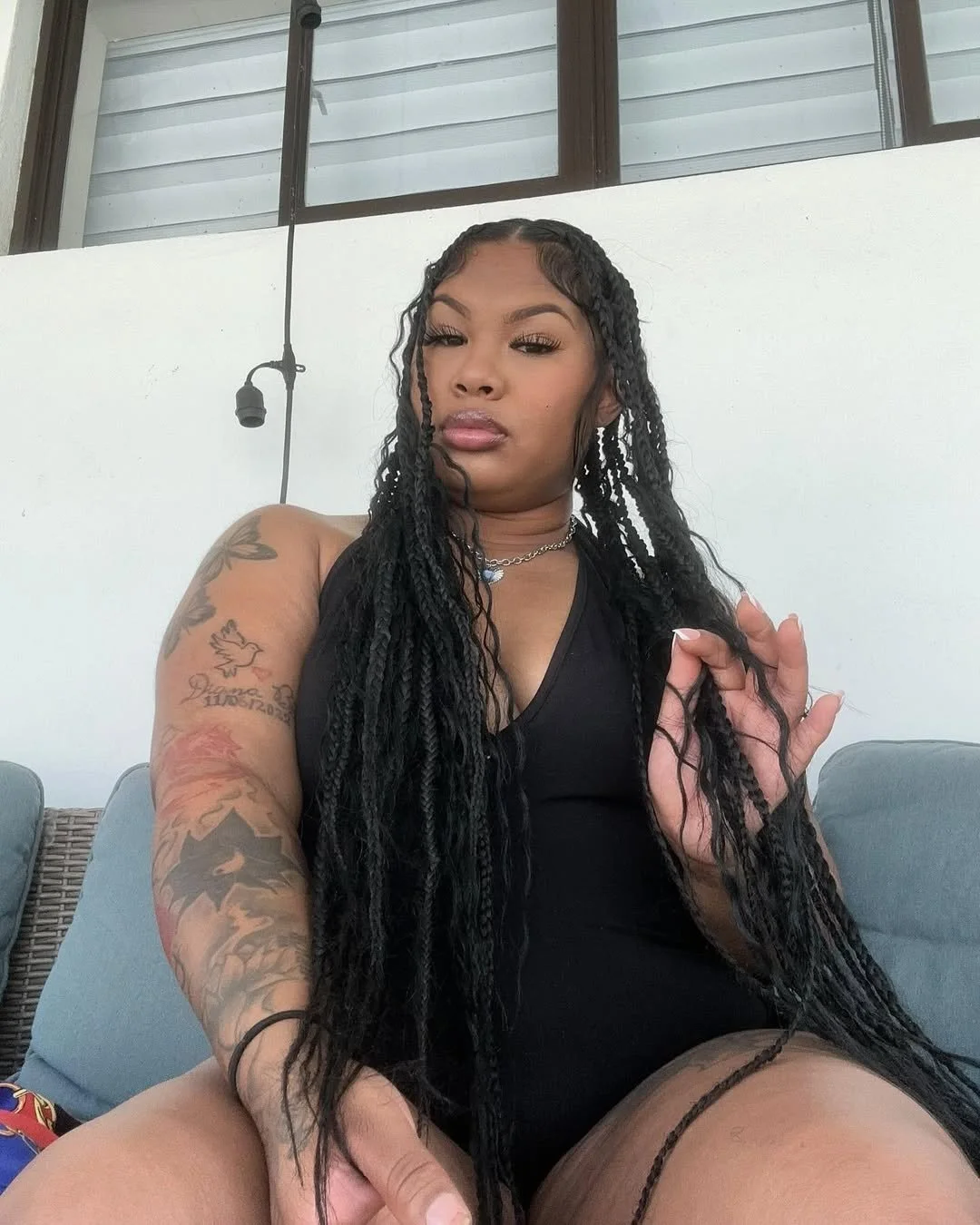 Thick blasian baddie with wet pussy image 2