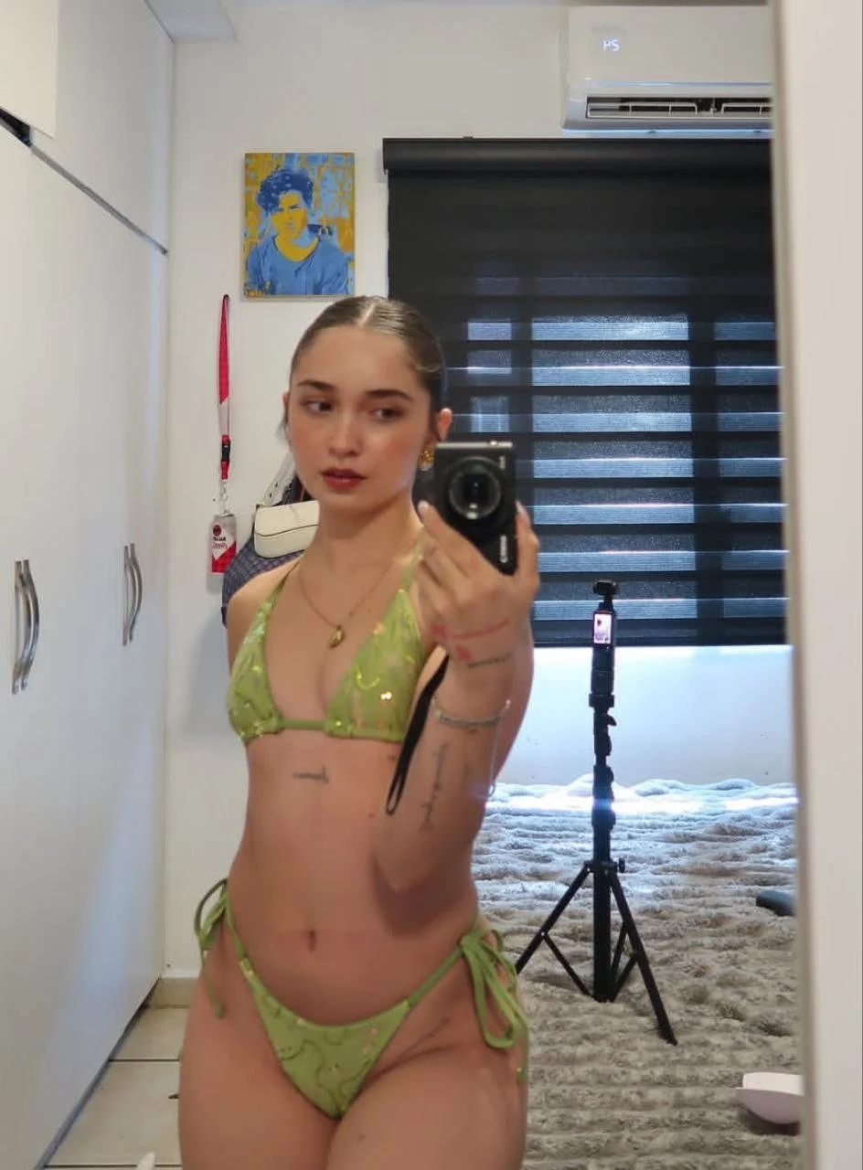 Ximena avelar image 10