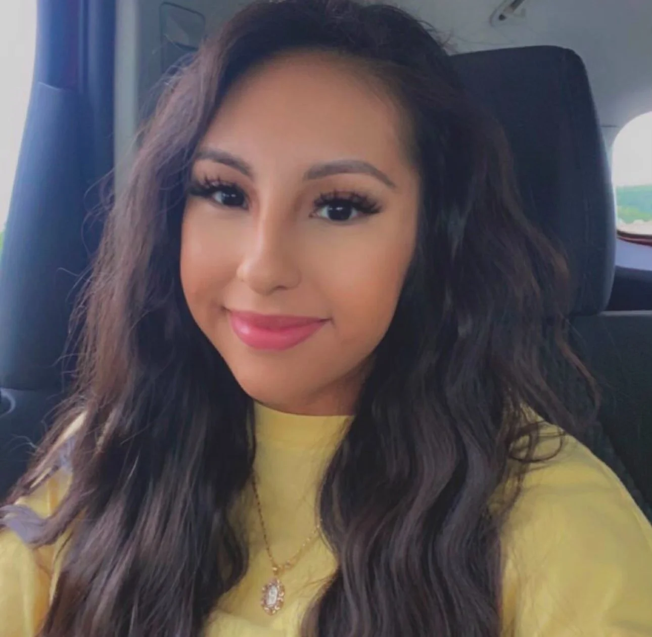 Anyone have anything on this pretty petite Chicago suburb Latina cutie? image 10