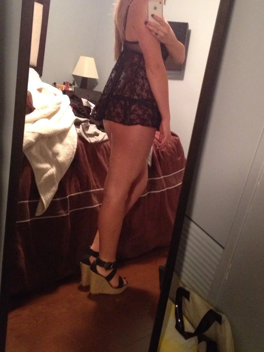 Submitted MILF ass tits and pussy main image