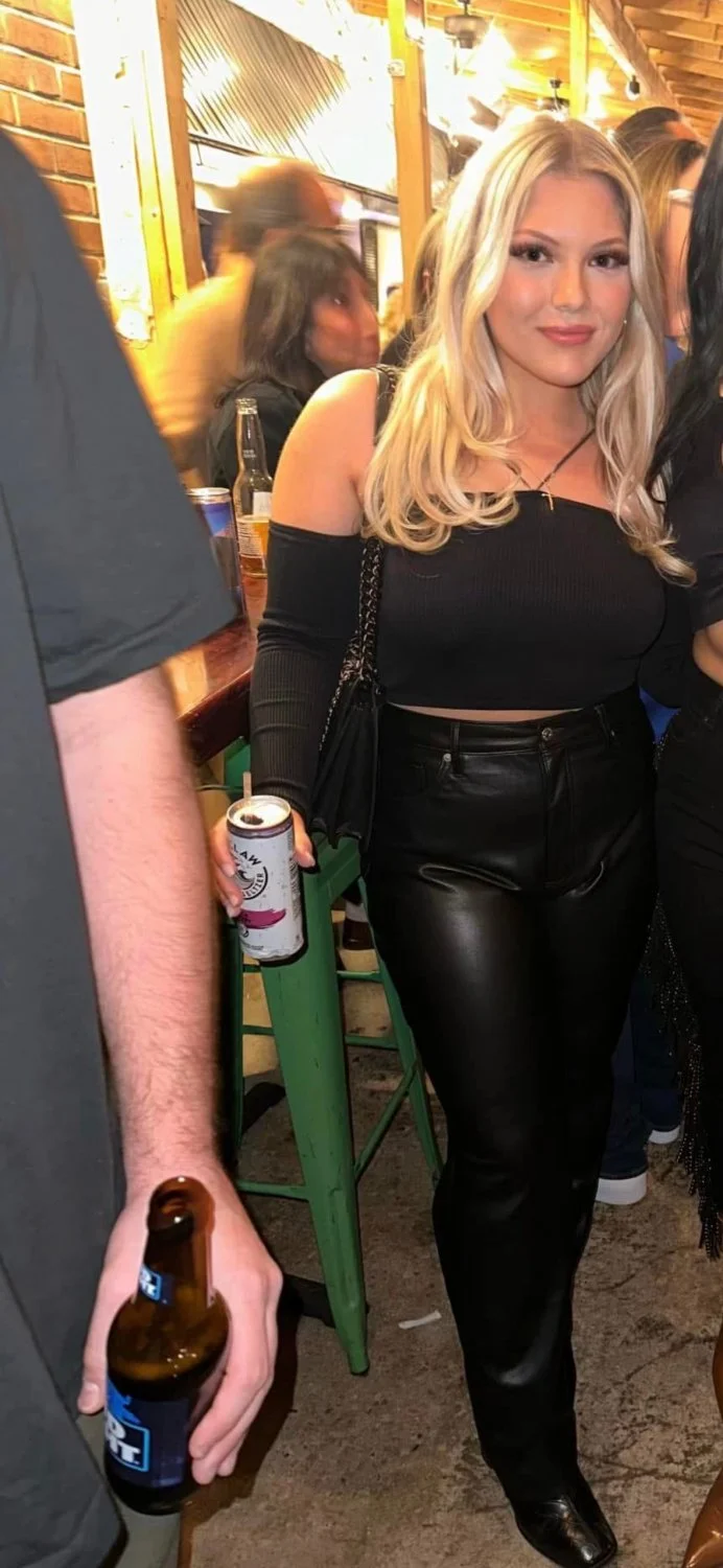 Chubby sexy girl Philly main image
