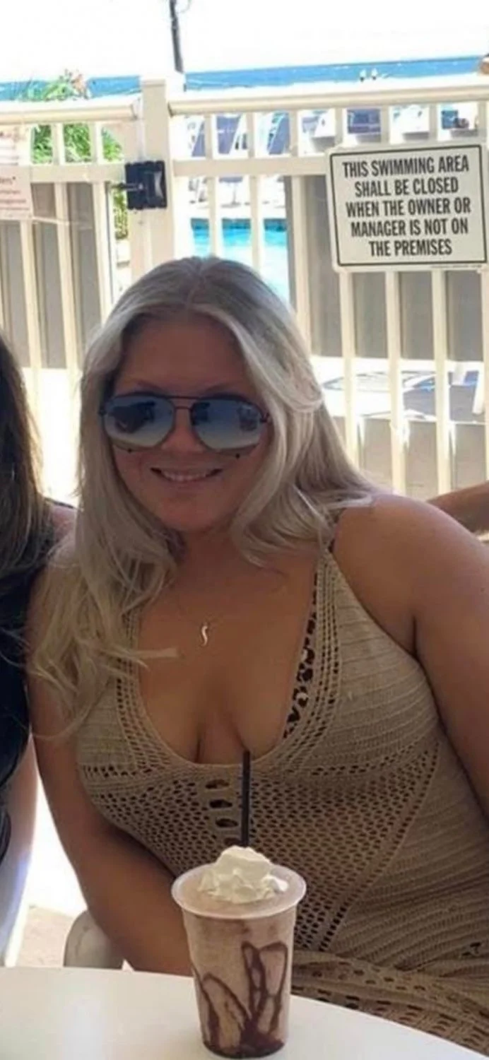 Chubby sexy girl Philly image 2