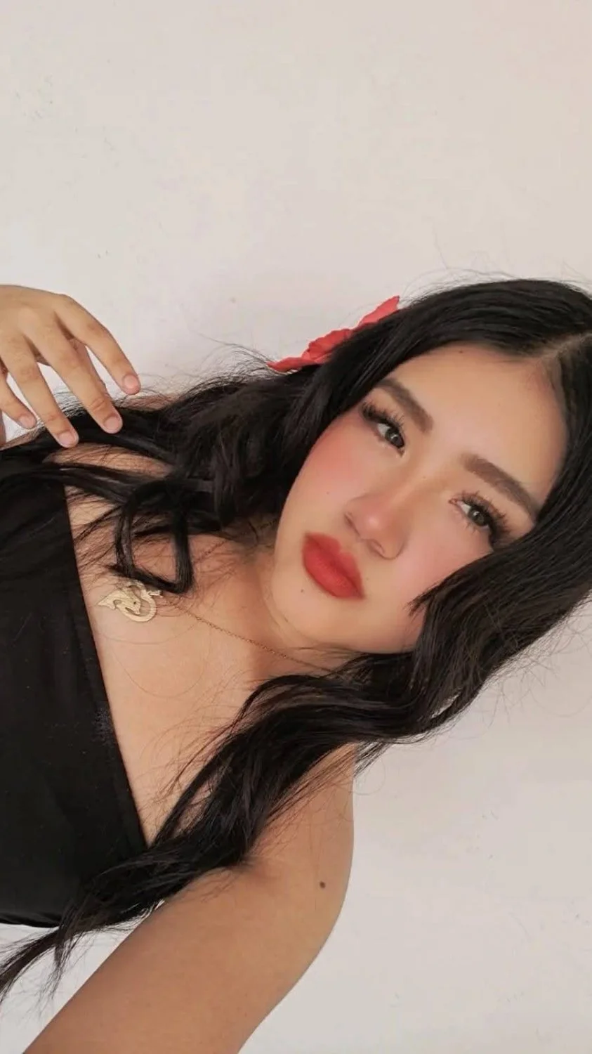 Que les parece la pequeña puta de stefany image 6