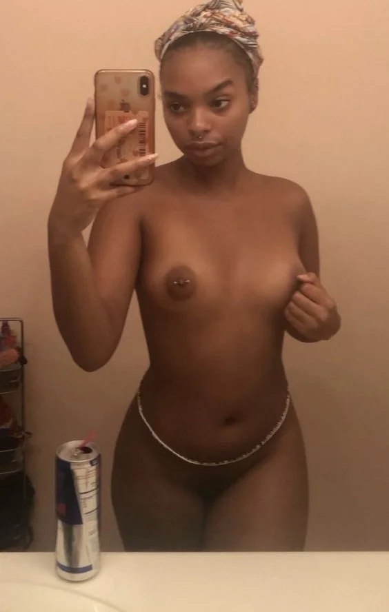 📸 [Selfiehoooooot] image 25