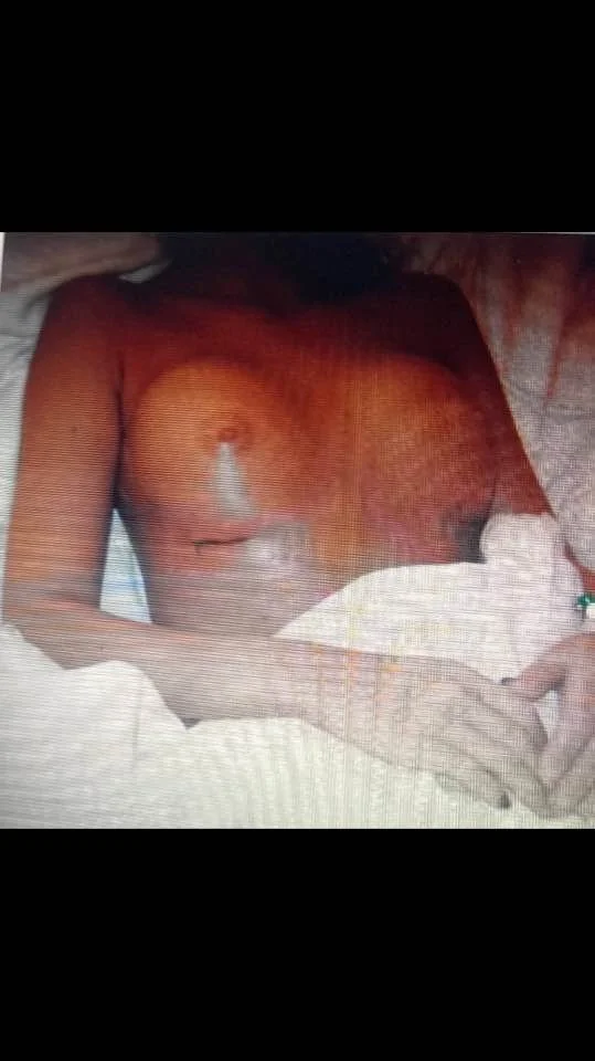 Son shared his mom in exchange for tribs. His Kik: Giffler image 3