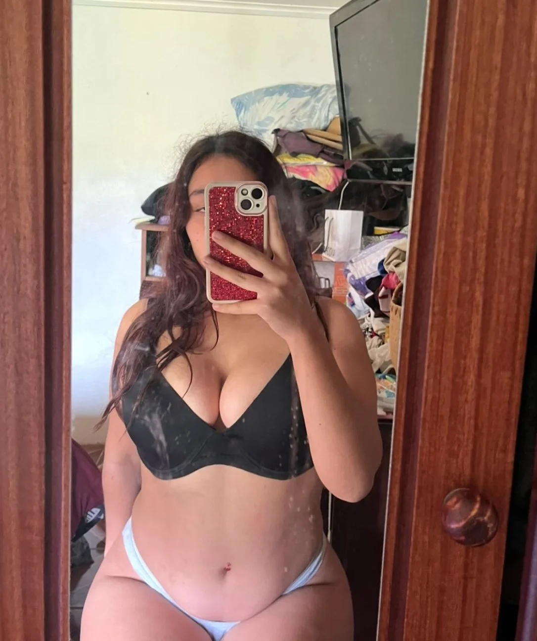 Latina image 2