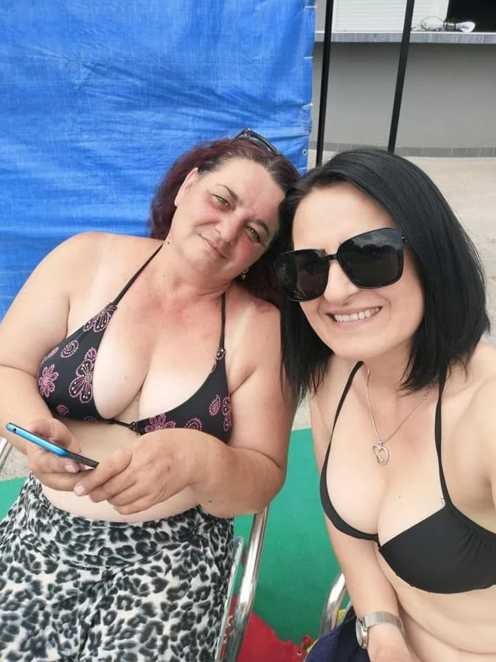 Take your team! Of milfs image 2