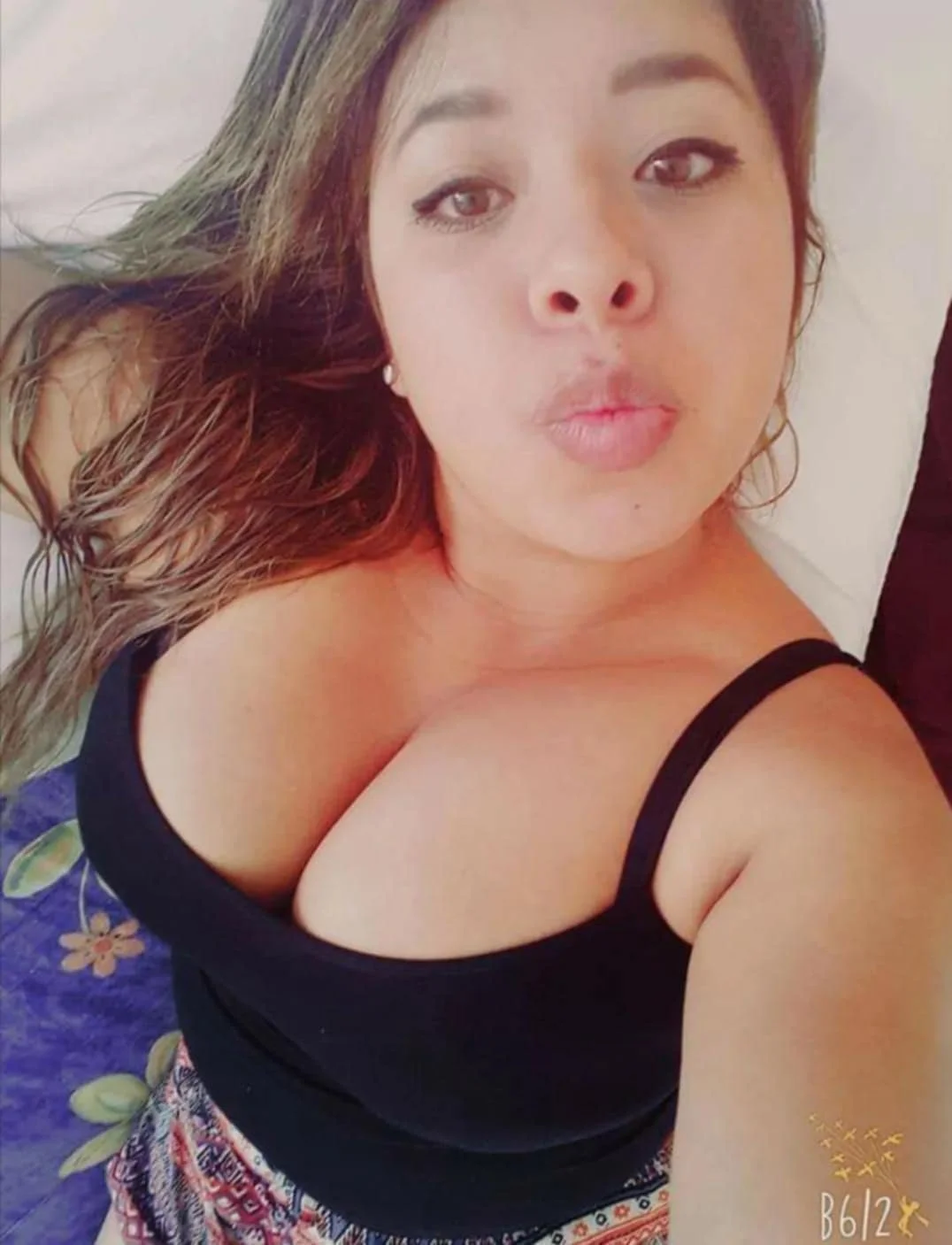 Madura milf con riquísimas tetas image 4