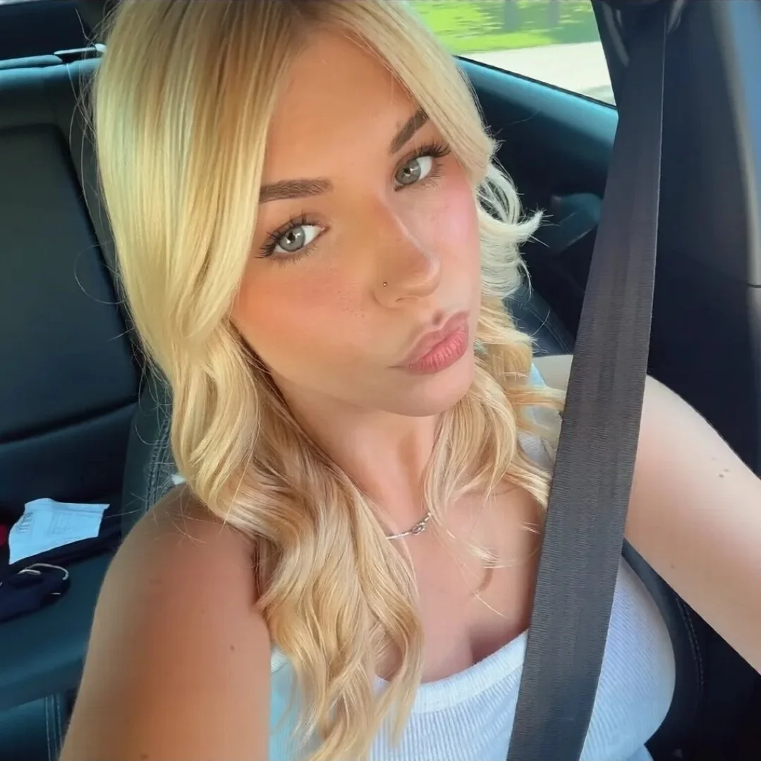 Sexy blondie teen in the car image 2