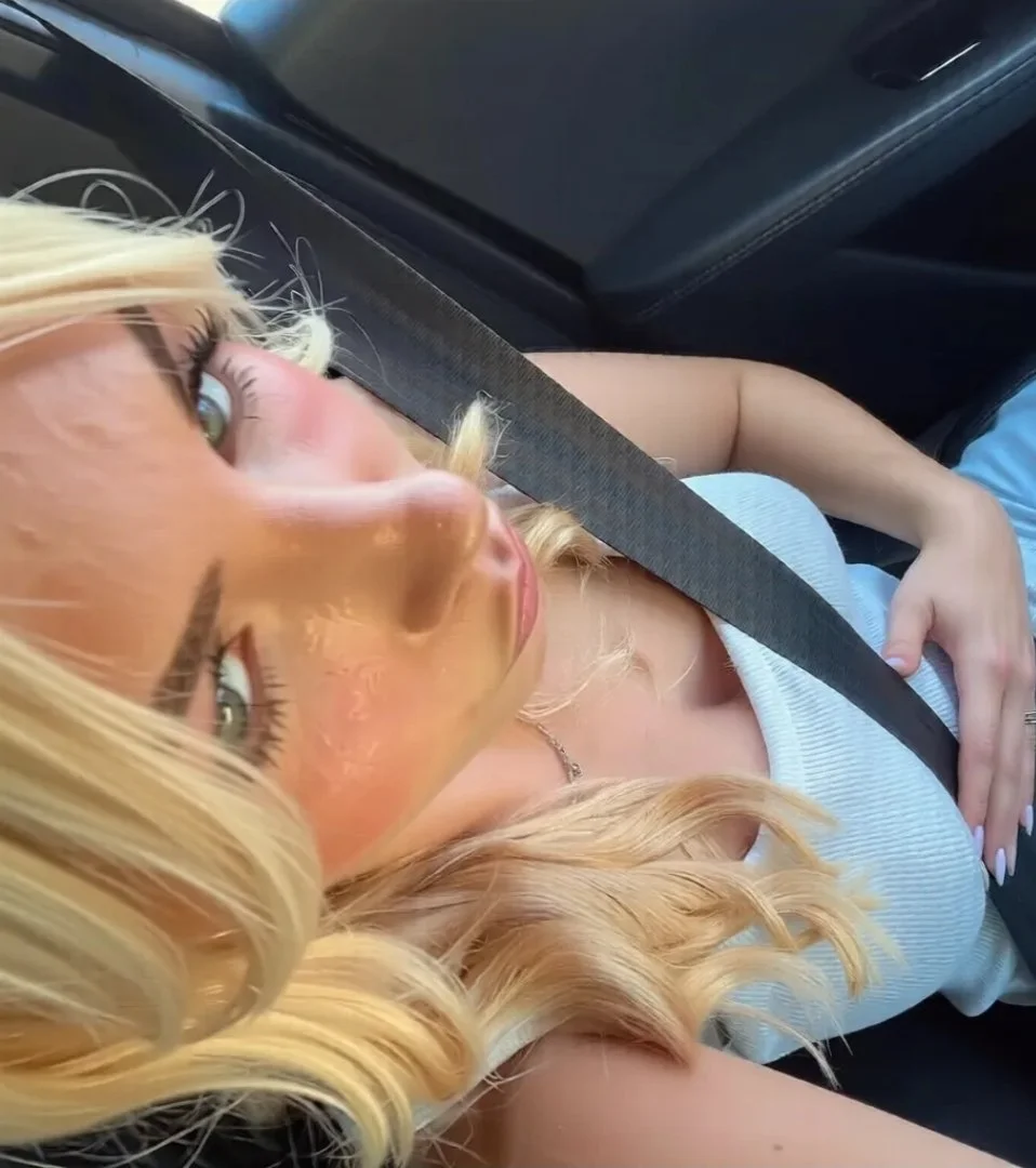 Sexy blondie teen in the car image 5