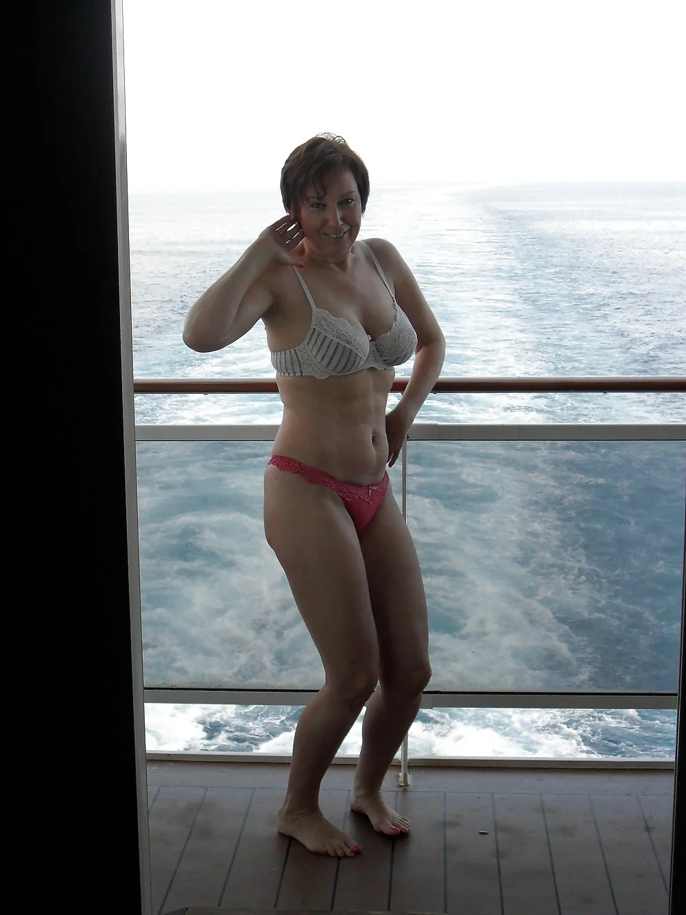Retired school nurse still has an amazing body. Nerdy GILF has great tits and a stacked ass. 🔥🔥🤤 image 18