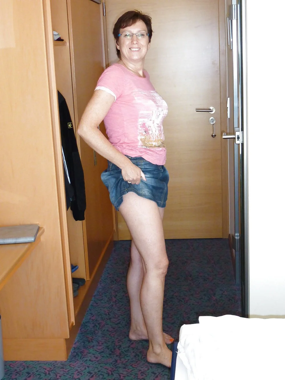Retired school nurse still has an amazing body. Nerdy GILF has great tits and a stacked ass. 🔥🔥🤤 image 21