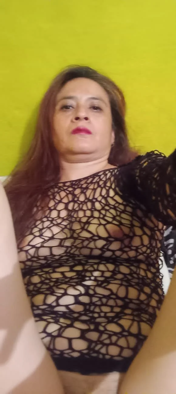 Ven y dame tu pitó caliente image 8