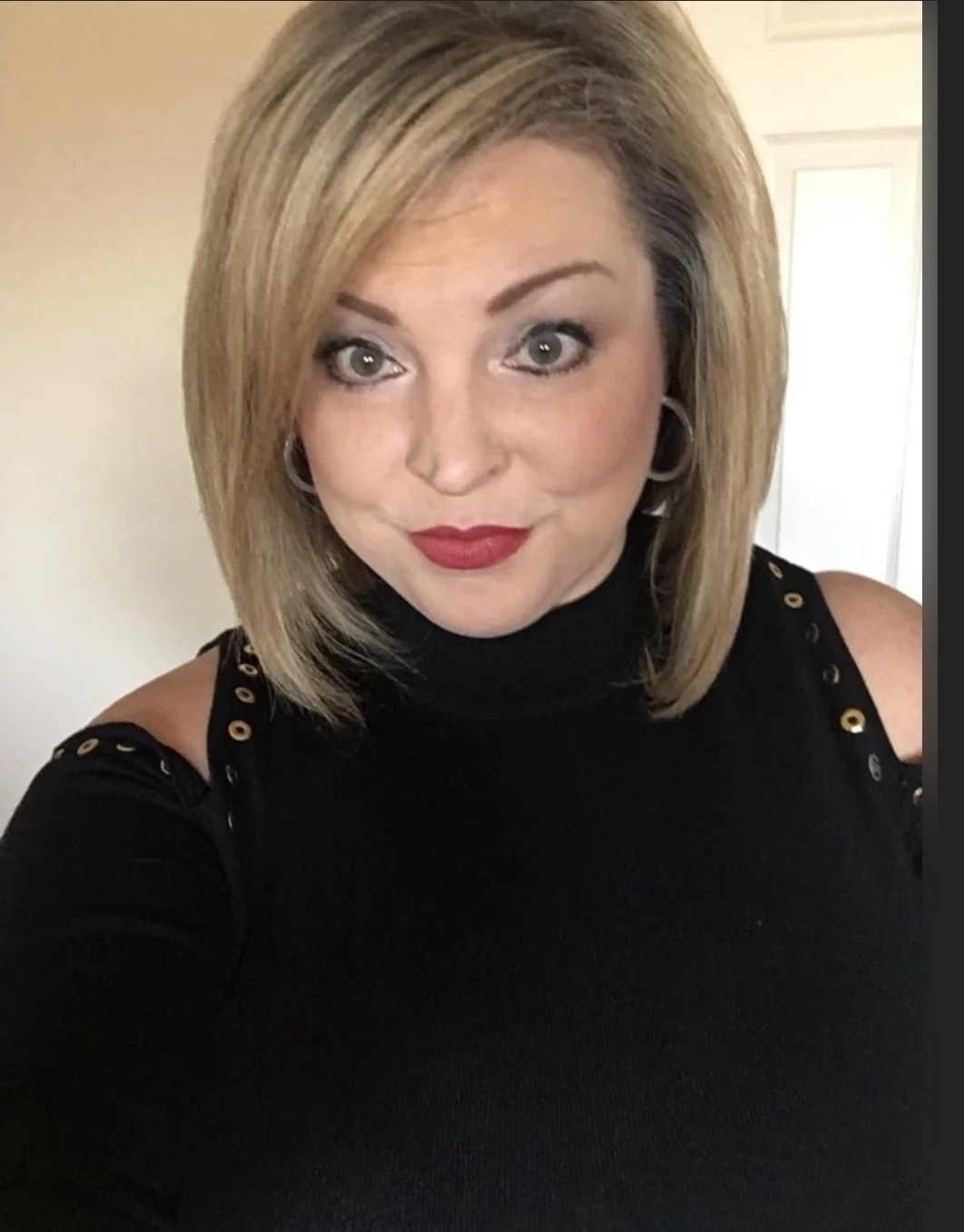 Blonde milf mommy milkers image 7
