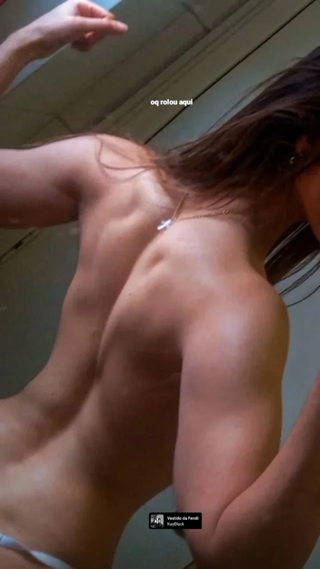 Beautiful girl latina image 4