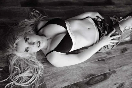 Calvin’s Boudoir image 7