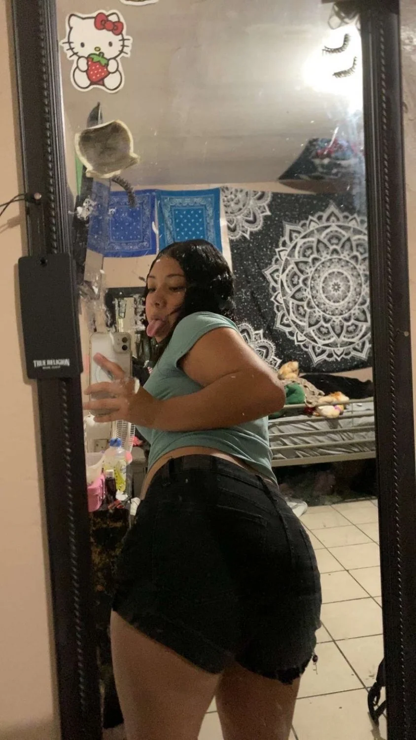 Pyt Loves Sucking Dick image 2