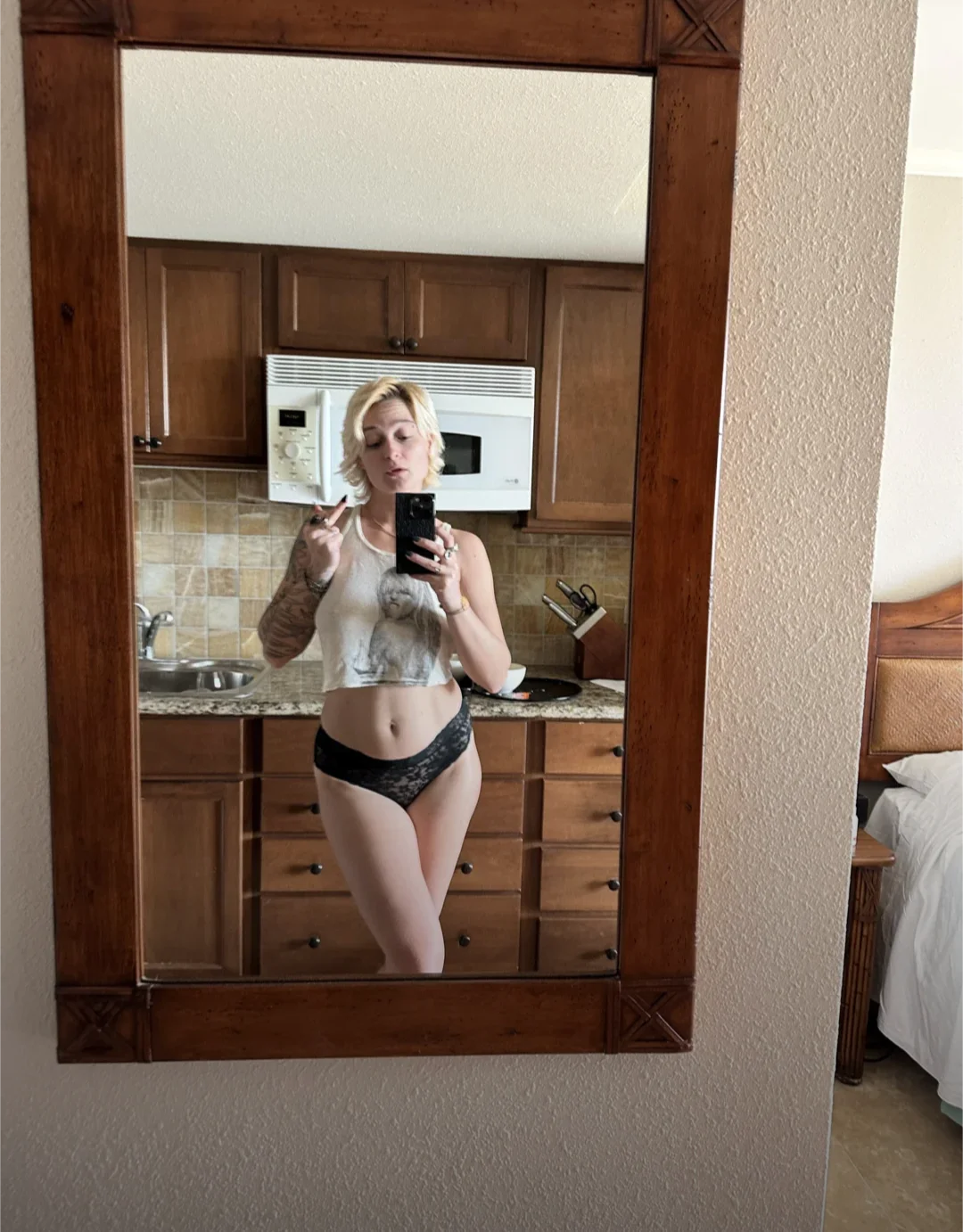 Submitted Milf Webslut Sequoia image 3