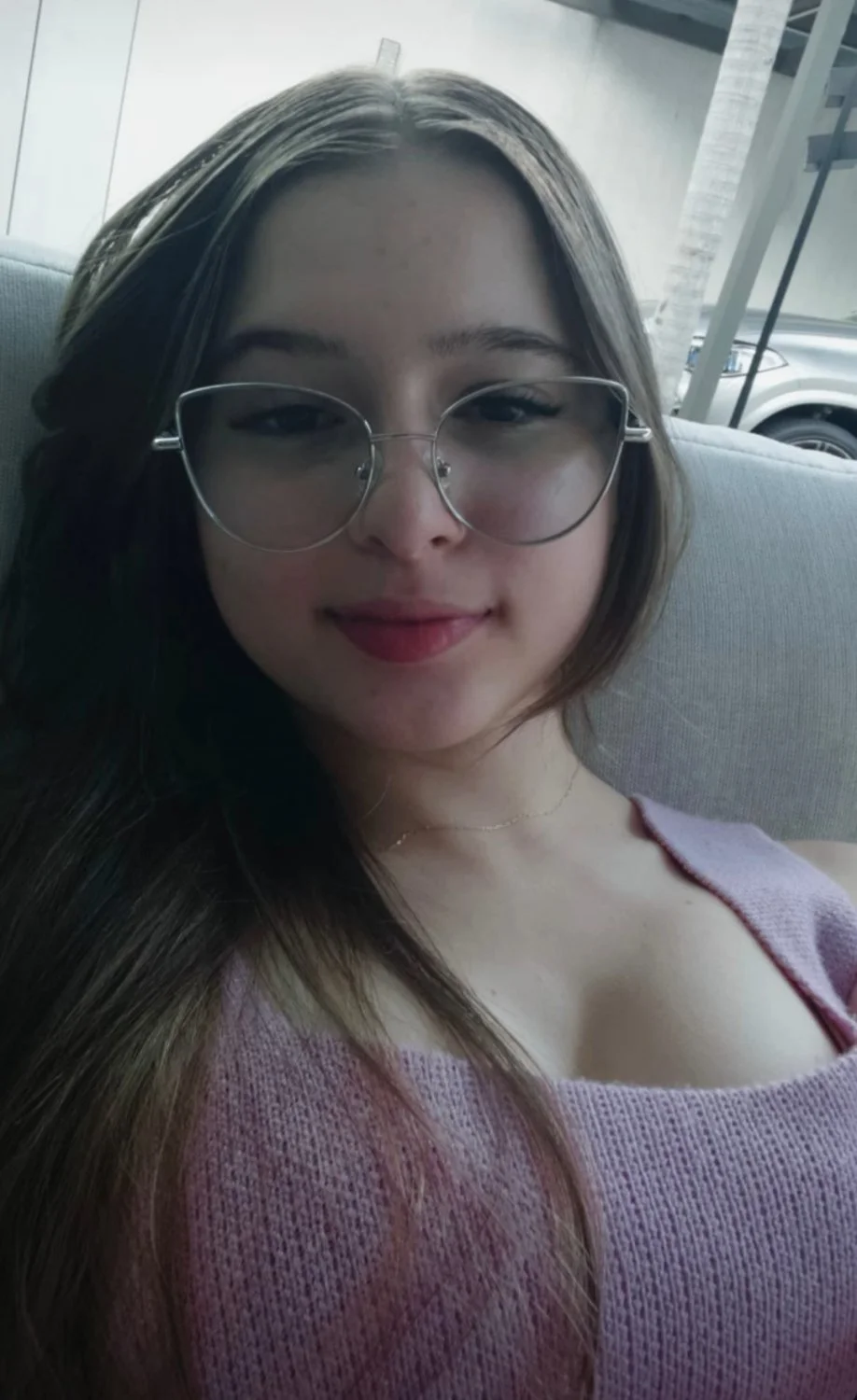 Mais uma novinha pra levar leite de pica na cara 💦🔥 main image