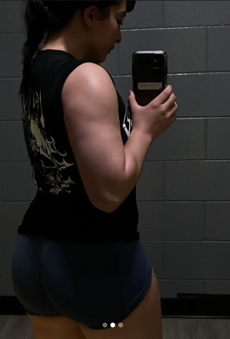 Val | Sluts from my gym image 5