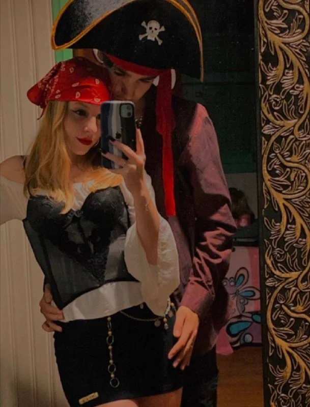 Loira novinha gostosa safada teve os nudes vazados aqui no erome por inscrito image 5