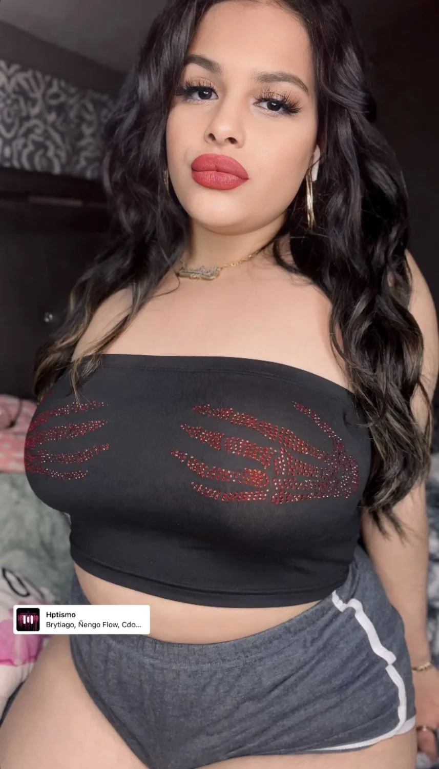 Anyone Got This Pretty Big Titty Latina Nudes 🥵 image 4